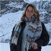 Profesora de las asignaturas de ciencias, inglés y francés